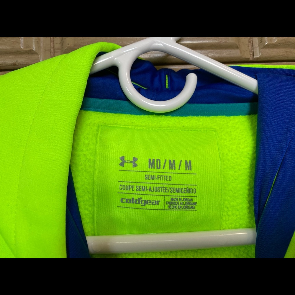 Under Armour - Picture 3 of 5
